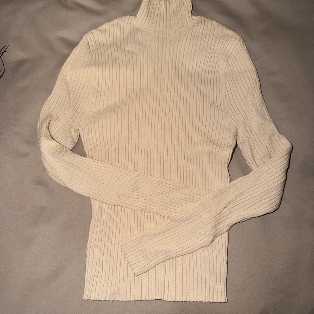 ZARA Cream Ribbed Turtleneck Sweater